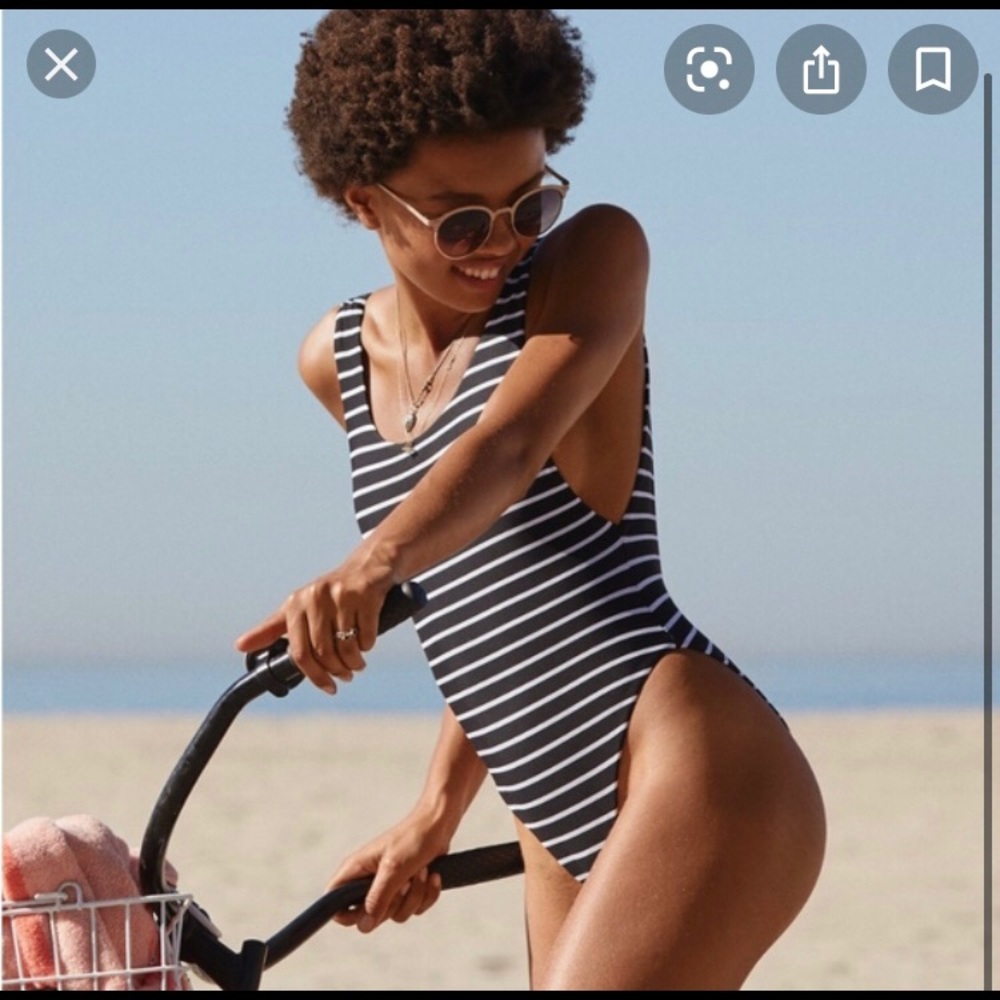 Aerie Super Scoop One piece SwimSuit